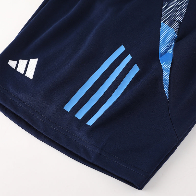 Conjunto de camiseta y pantalón corto Adidas