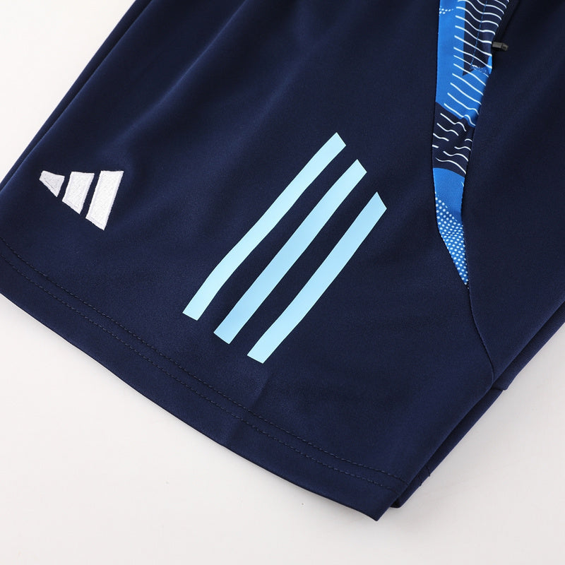 Conjunto de camiseta y pantalón corto Adidas