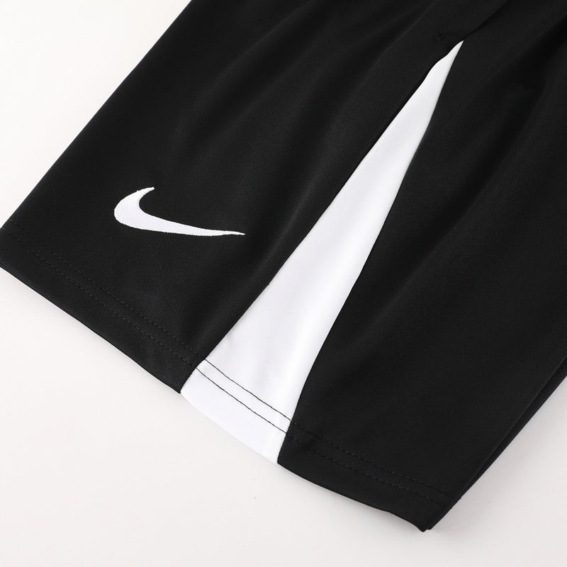 Conjunto de camiseta y pantalón corto Nike