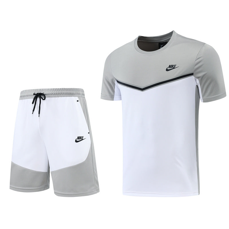 Conjunto de camiseta y pantalón corto Nike