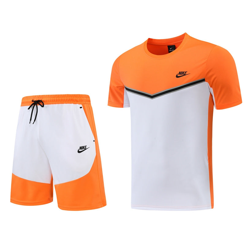 Conjunto de camiseta y pantalón corto Nike