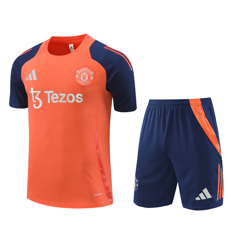 CONJUNTO CORTO MANCHESTER UNITED ENTRENAMIENTO 24/25 HOMBRE